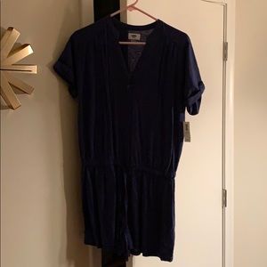 Navy blue romper! NWT, sz medium